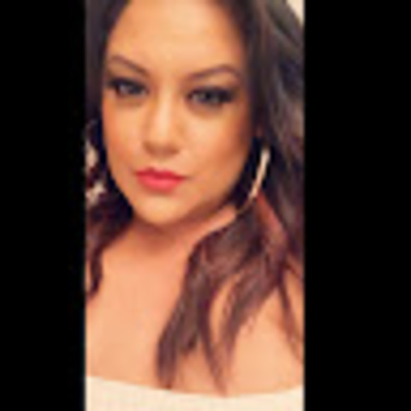 Meet your Posher, Shantay - Picture 1 of 1